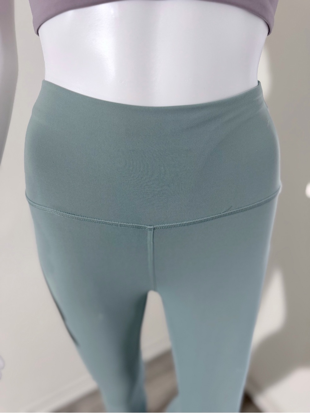 lululemon athletica High-Rise Mint Green Leggings - Picture 4 of 7